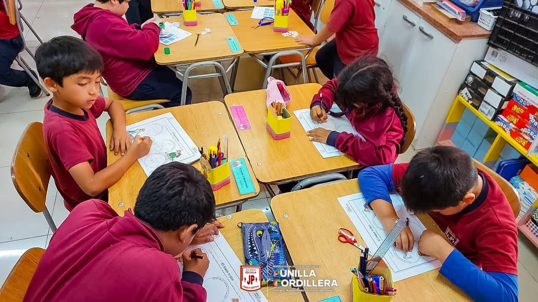 ¡Creciendo juntos en el respeto y la alegría! 🤝✨  