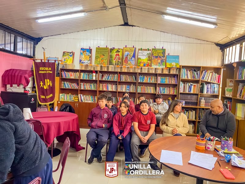 ¡La democracia se vive en nuestra escuela! 🗳️✨