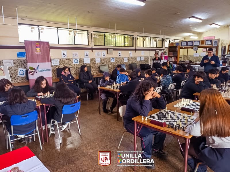 🏆 ¡Nuestros Estudiantes brillaron en el tablero! ♟️✨