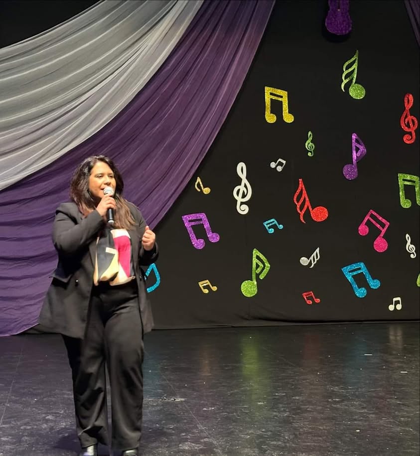 XII VERSIÓN FESTIVAL ESCOLAR “ESTUDIANTES CANTAN A VIOLETA PARRA SANDOVAL”.