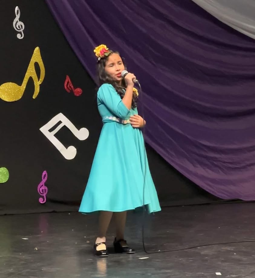 XII VERSIÓN FESTIVAL ESCOLAR “ESTUDIANTES CANTAN A VIOLETA PARRA SANDOVAL”.