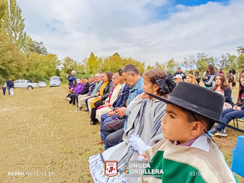 Escuela participa en primera Fiesta de la Vendimia organizada por Liceo Agricola San Carlos.
