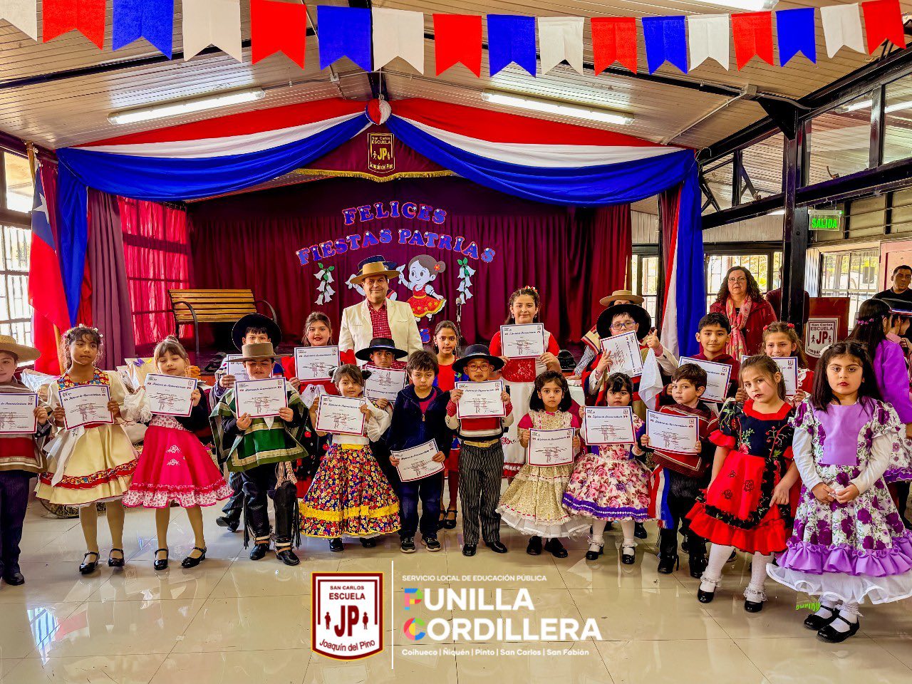 ¡Celebramos con orgullo nuestra danza nacional! 🇨🇱✨