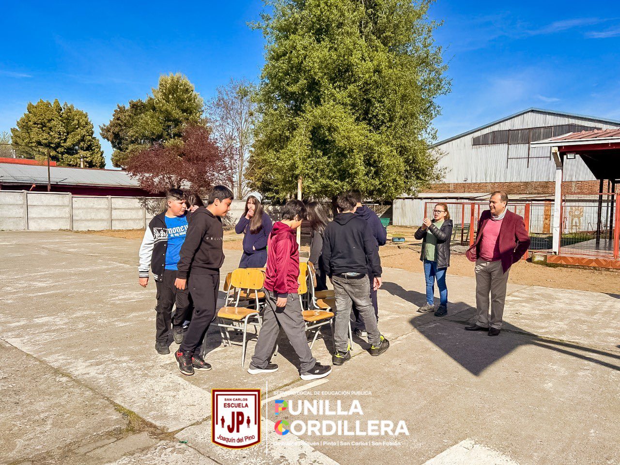 ¡Una jornada llena de risas y tradiciones! 🎉 Juegos Típicos en la Escuela Joaquín del Pino